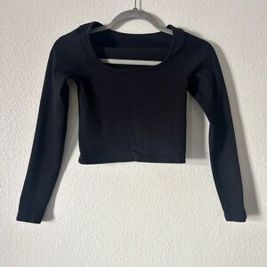 Chic Black Long Sleeve Crop Top